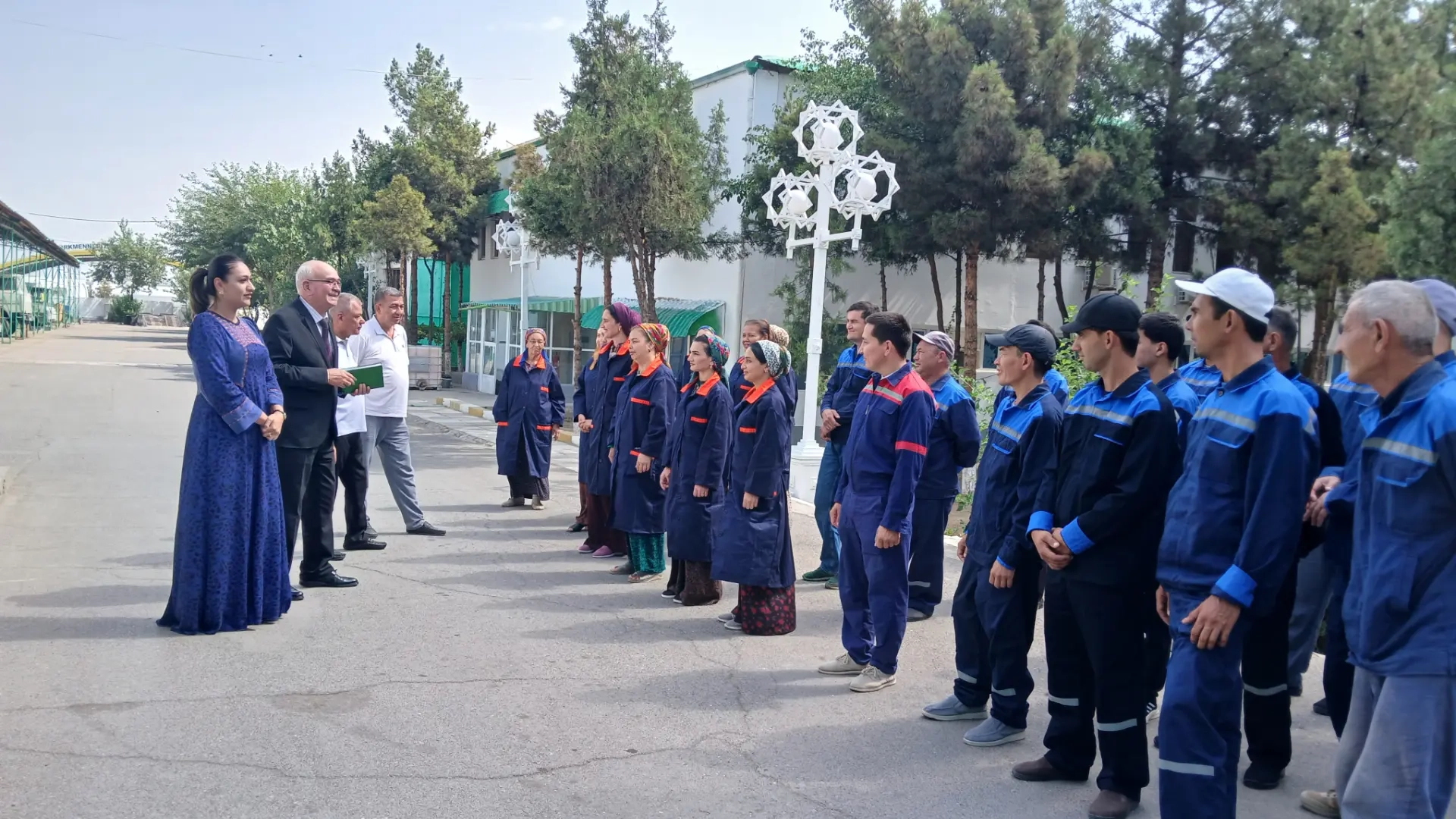 ZÄHMETI GORAMAK - SAGDYN WE HOWPSUZ IŞ ŞERTLERINIŇ GIREWIDIR
