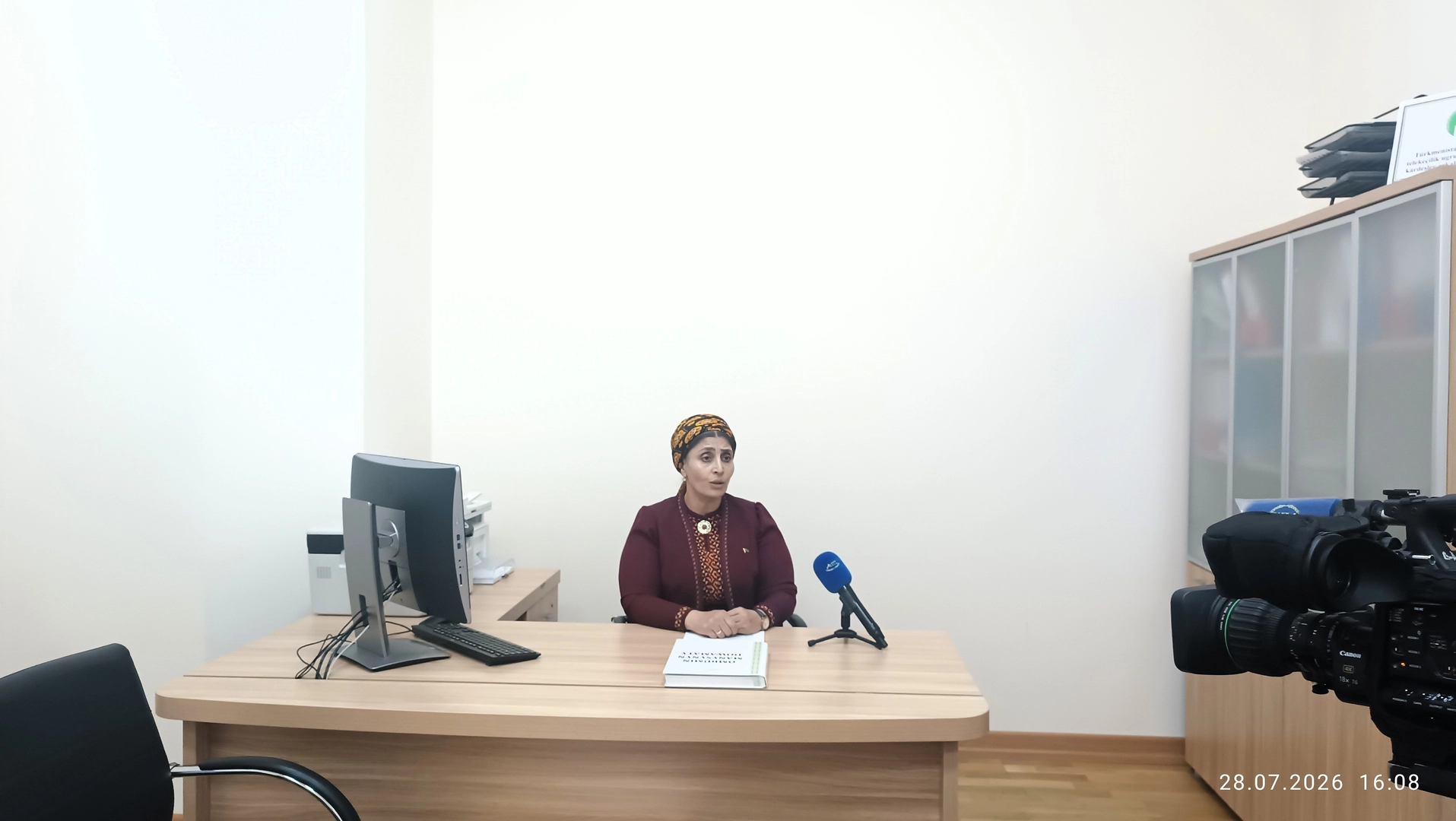 “HALK MASLAHATY-GEŇEŞLI ÇÖZGÜT”