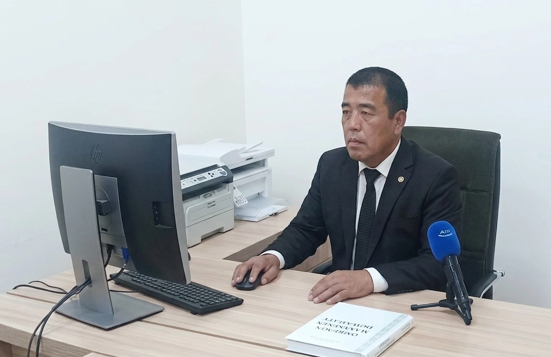 “Halk maslahaty-türkmen halkyň beýik geçmişiniň, bagtyýar şu gününiň we röwşen gelejeginiň bitewülik mekdebidir”